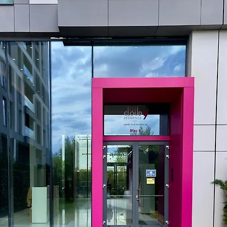 Northern Sky - Cloud 9 Appartement Boekarest