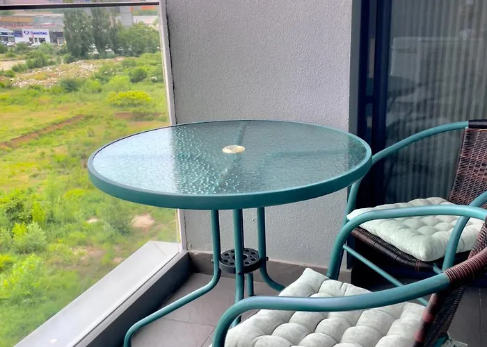 Northern Sky - Cloud 9 Apartment